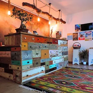 Timbuktu Hostal